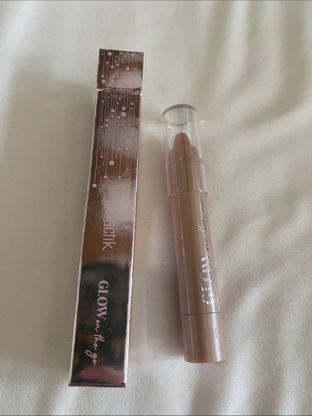 NIB Glow in the Go Creamy Nude Lip & Cheek Stick - “Jet Setter”